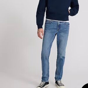 Express Men's Slim Jeans in Medium Blue